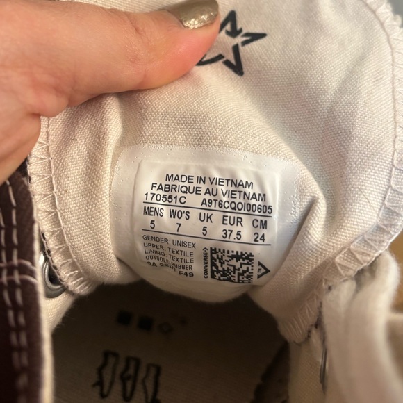 Converse Unisex Sneakers - Brown 5US Men/7US Women - Picture 16 of 16